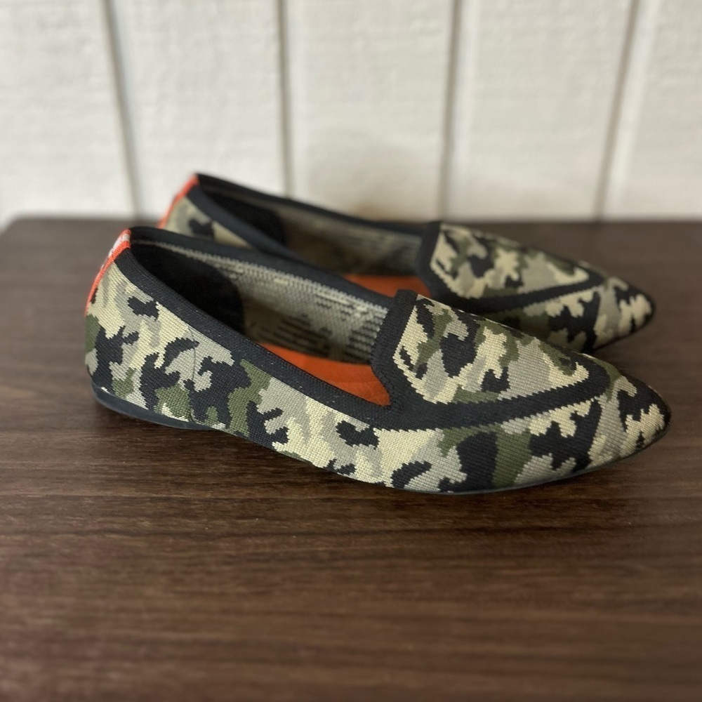 Judy + Birdies The Blackbird Khaki Camo Flats, size 6.5.